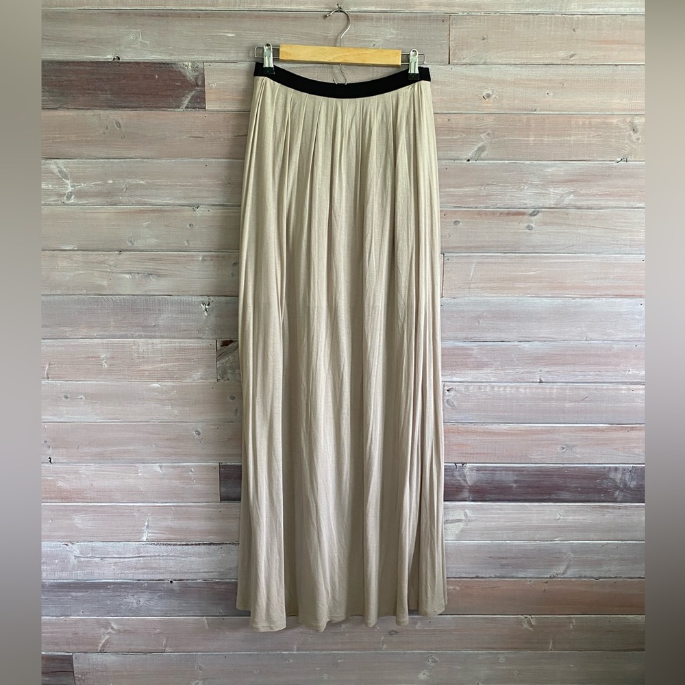 Lauren Conrad tan maxi skirt size small